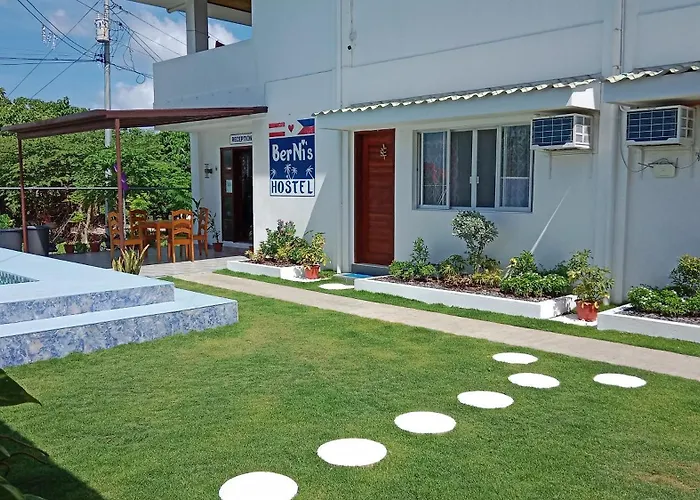 Guest house Bernis Moalboal